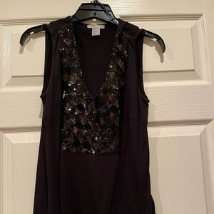 Sleeveless dress top